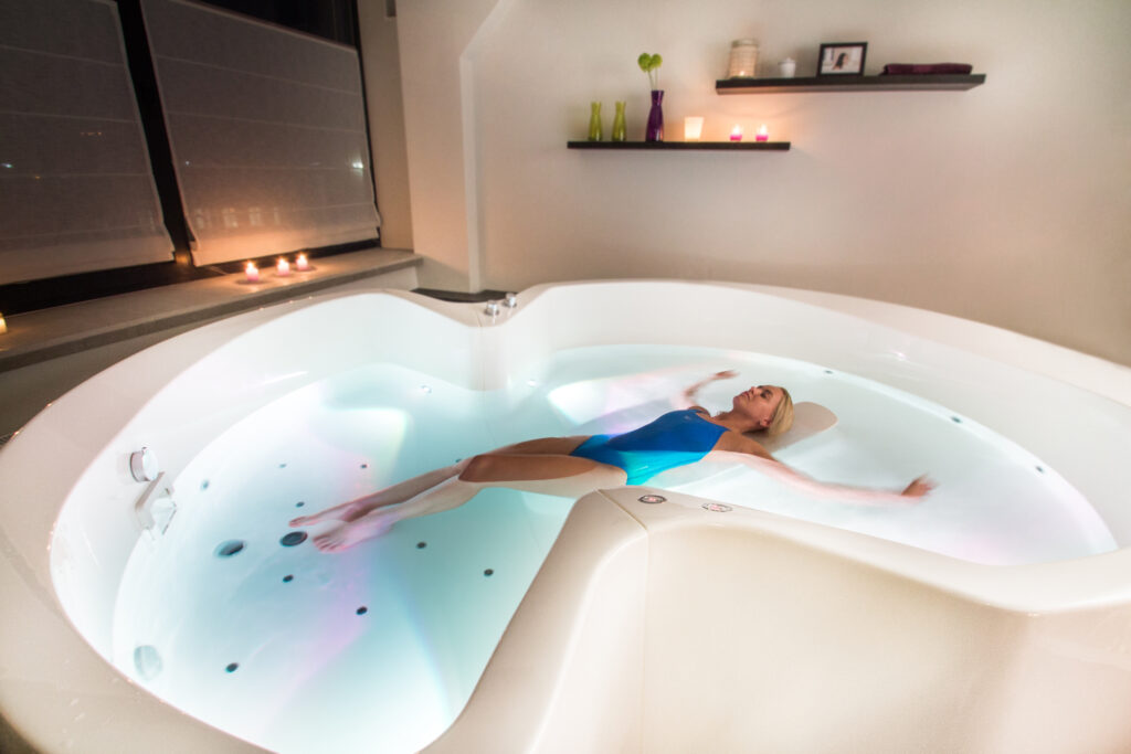 Swimitation 2 - Aqua Pilates bath XL